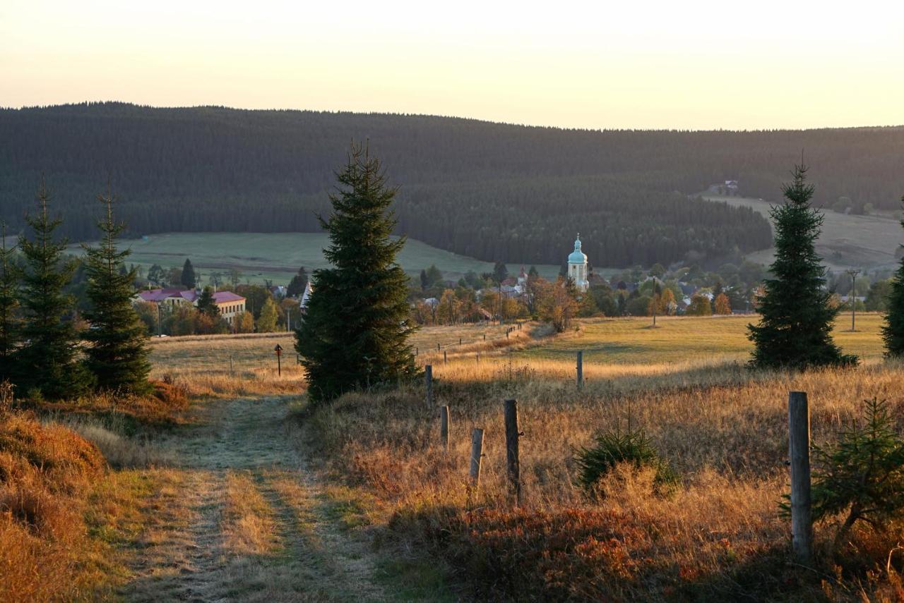 Apartmany U Muzea Horní Blatná Buitenkant foto