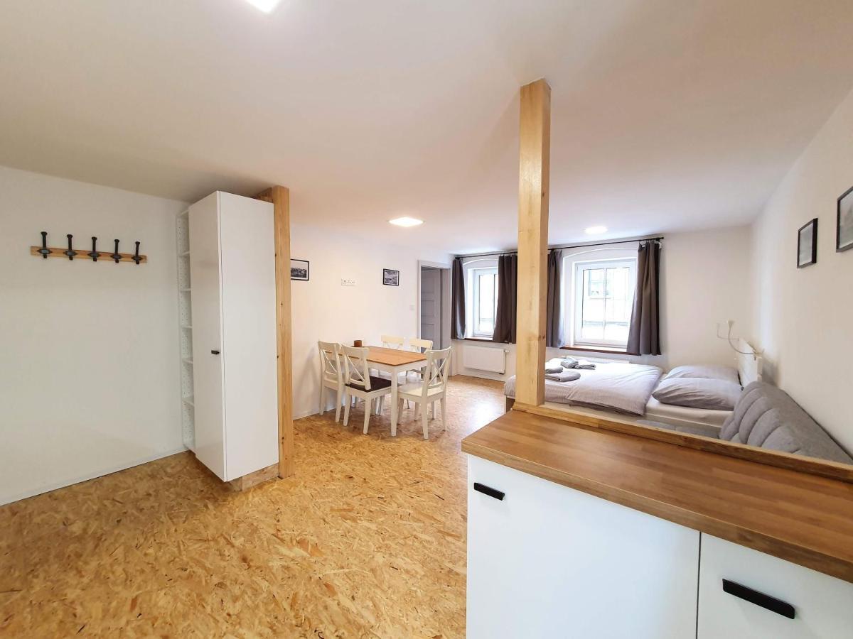 Apartmany U Muzea Horní Blatná Buitenkant foto