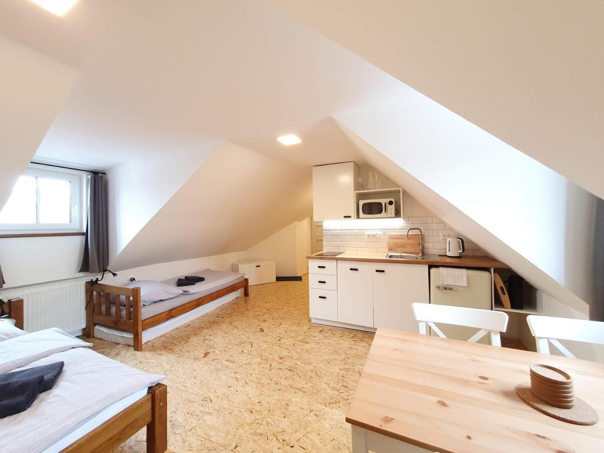 Apartmany U Muzea Horní Blatná Buitenkant foto
