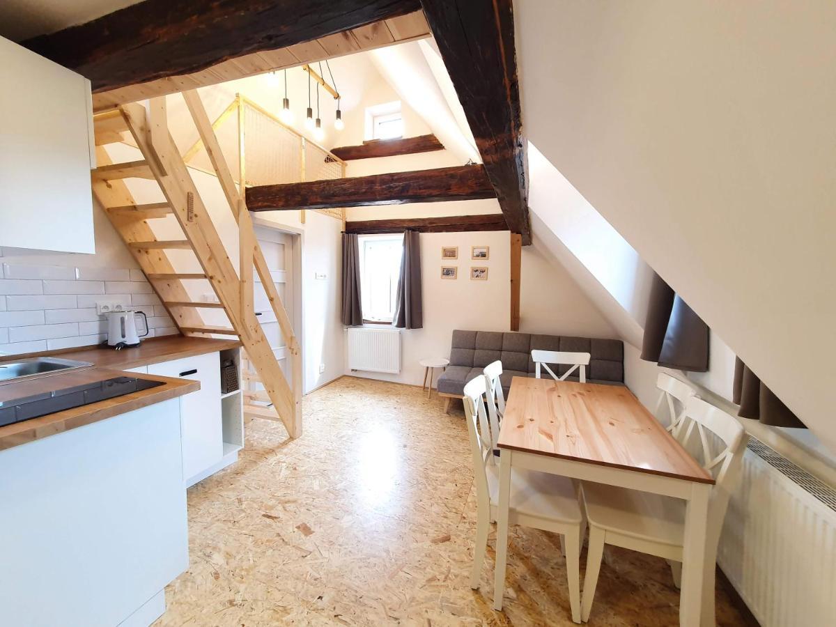 Apartmany U Muzea Horní Blatná Buitenkant foto