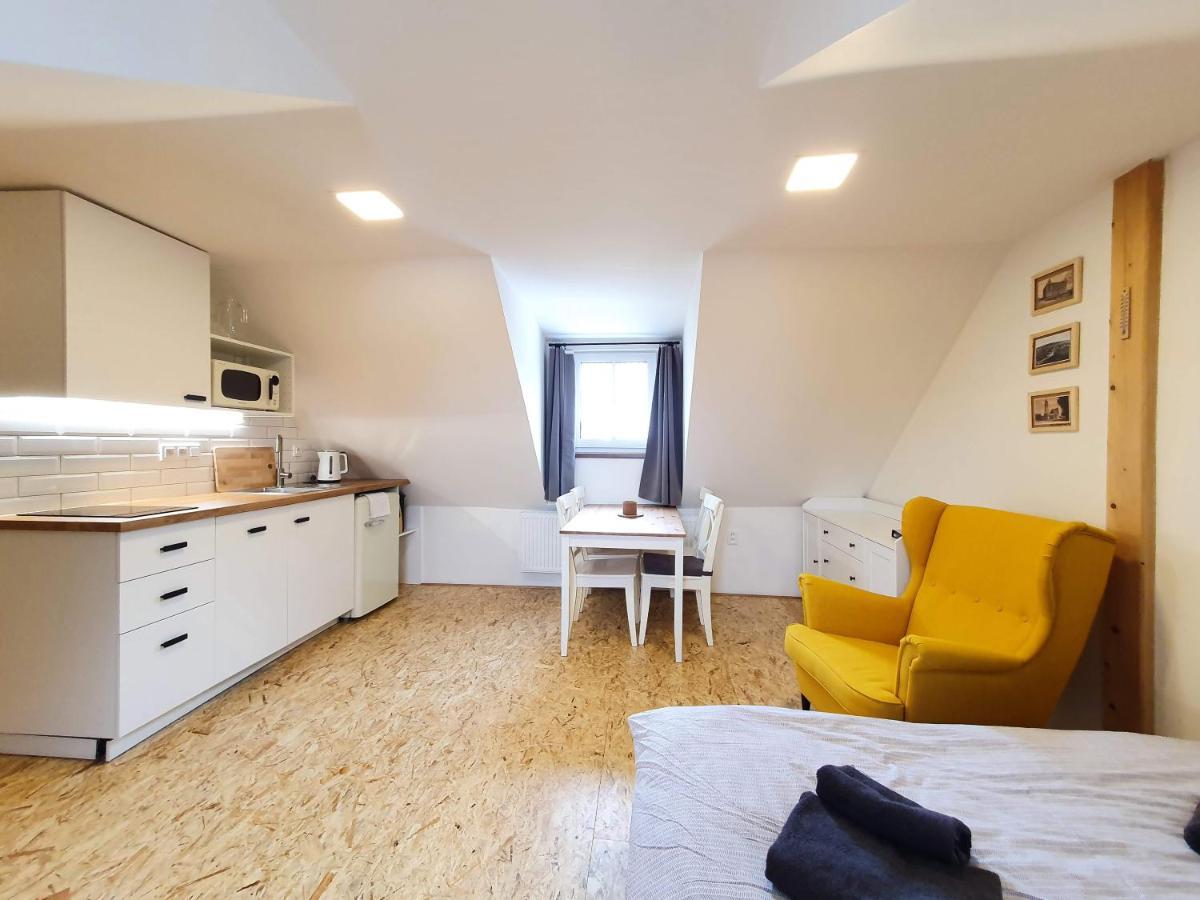 Apartmany U Muzea Horní Blatná Buitenkant foto